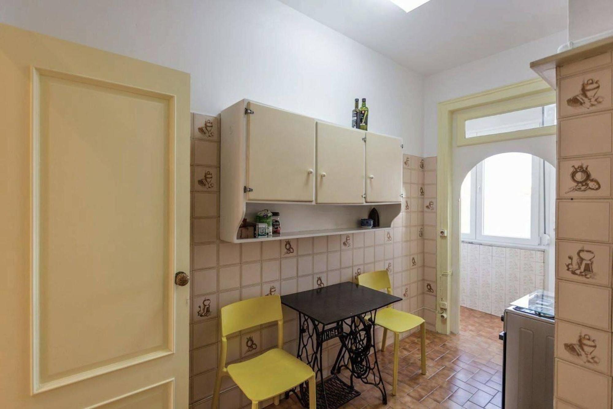 Charming Flat With 2 Bedrooms On Lisbon'S 7Th Hill Экстерьер фото